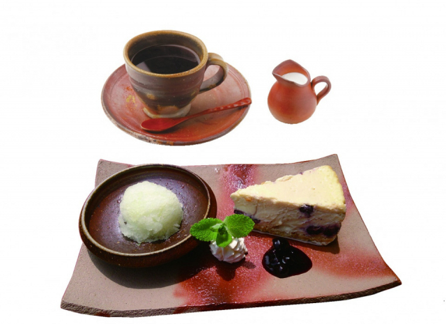 備前焼ギャラリー喫茶里房