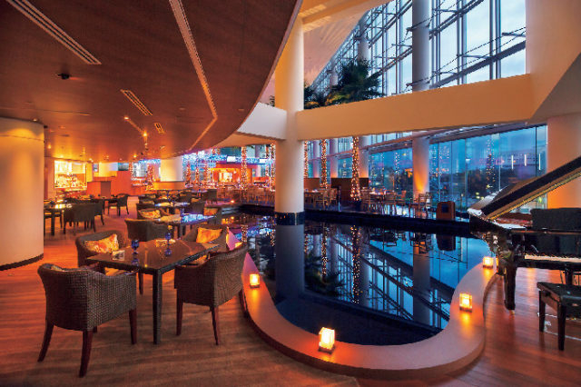 カフェ トスカ 【横浜ベイホテル東急】