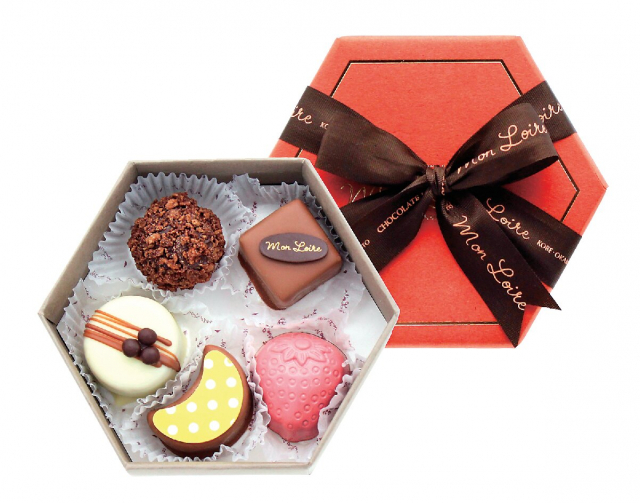 まるで宝石のように輝く贅沢なチョコレート「モンロワール 元町店」