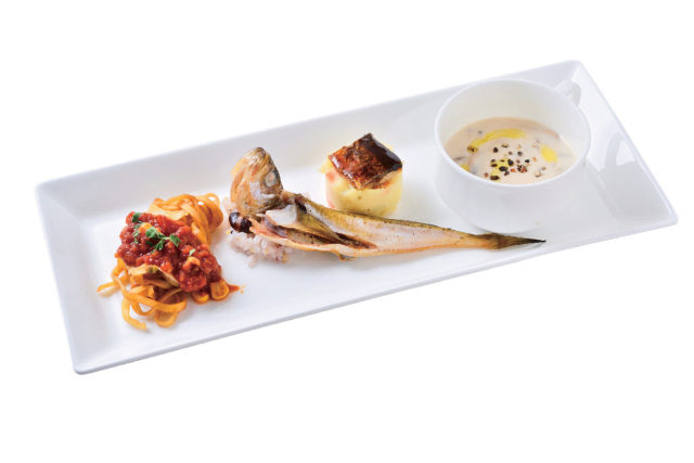 スカイラウンジ シリウス 【横浜ロイヤルパークホテル】