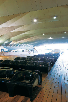 横浜港大さん橋国際客船ターミナル