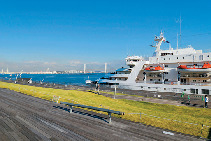 横浜港大さん橋国際客船ターミナル