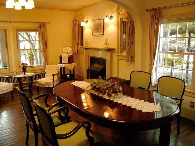 山手本通り沿いの西洋式共同住宅「山手234番館」