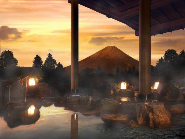 箱根観光ポイント1 絶景宿で特別な眺めを楽しむ