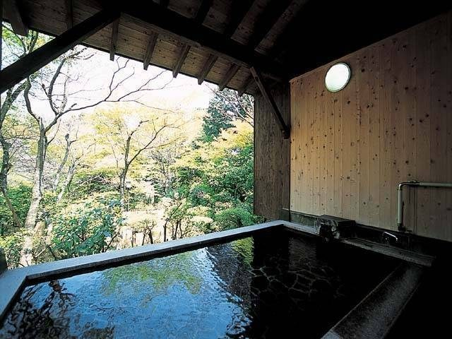 【箱根×老舗宿】広大な日本庭園に見事な旧財閥の別荘の面影を残す「強羅環翠楼」