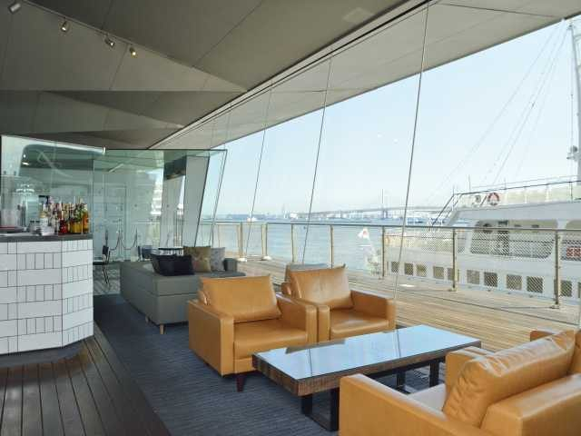 cafe & dining blue terminal