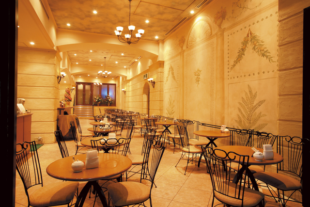 イタリア気分になれるホテルラウンジカフェ「エルコラーノ」