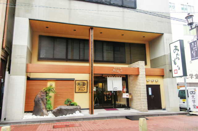 【鹿児島グルメと芋焼酎×レジェンド店】黒豚のしゃぶしゃぶは、この店から!「黒豚料理あぢもり」