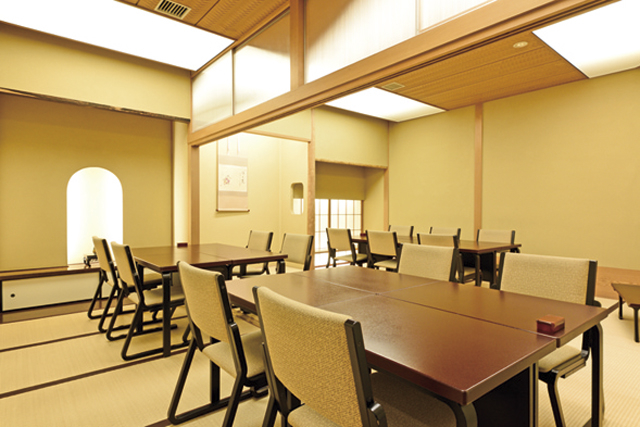 【関内&馬車道の美食ランチスポット】荒井屋 万國橋店