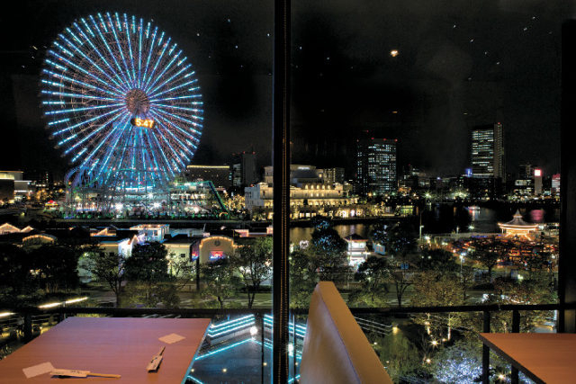 【横浜・1泊2日のモデルプラン1日目】18:30 みなとみらい