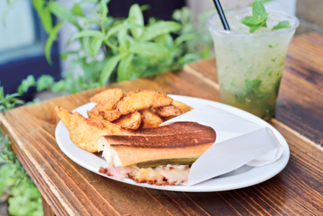 【閉店】ここちよい時間が流れるキューバサンド専門店「T's Cuba Sand」