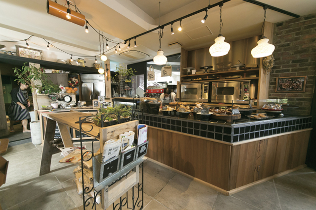 【横浜・元町 人気カフェ】Peace Flower Market