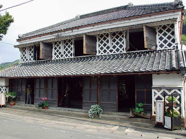 【西伊豆・松崎×観光⑥】呉服問屋でふれる明治時代の風情「伊豆文邸」