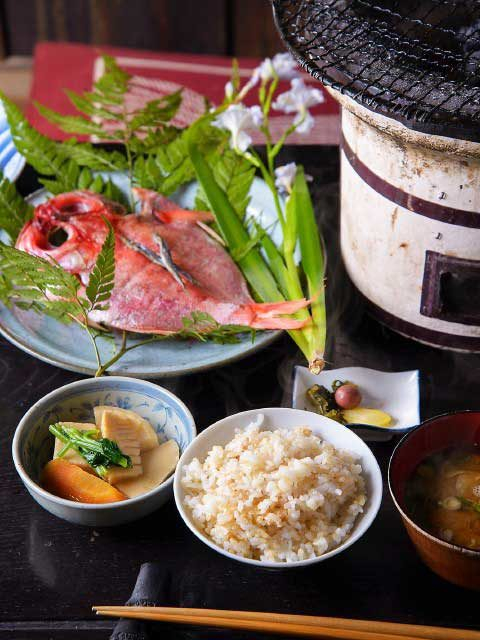 ひぐらし/肉月美術館