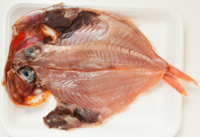 網代のショッピングスポット:いとう漁協網代支所 網代港直売所