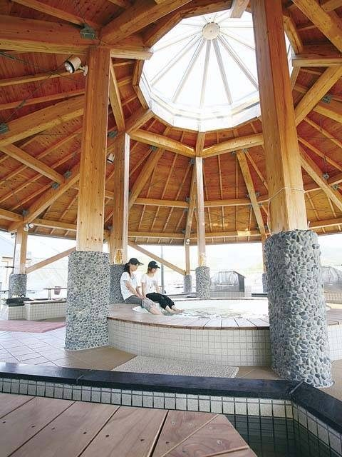 【淡路島×無料の足湯】漁師町福良の足湯「足湯 うずのゆ」