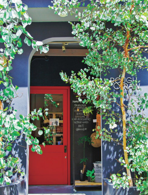 店に一歩入ればまるでニューヨーク「ROUGH&RAW」