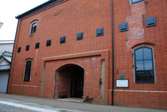 【油津商店街×寄り道スポット】大正時代から残る油津のシンボル「油津赤レンガ館」