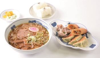 【箱根湯本のグルメスポット】ハイカラ中華 日清亭