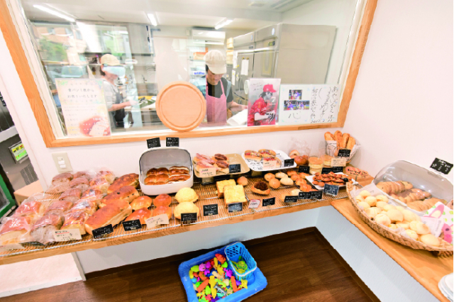 箱根に根差した地元で愛されるまちのおいしいパン「あやぱん」