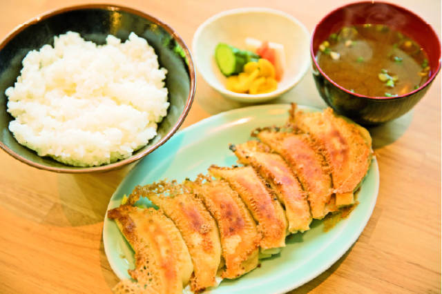 【強羅で人気のグルメスポット】餃子センター