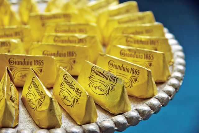 【神戸 ケーキを買うならおすすめの店18選】カファレル神戸北野本店