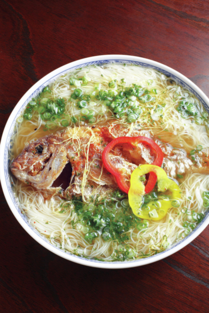 選び抜かれた天然鯛をまるごと!「あわぢ阿呍」