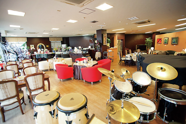 一度に2つの味が楽しめるよくばり丼「TAIYO COFFEE」