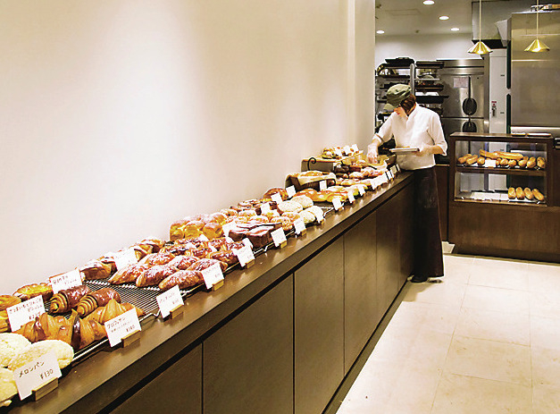 午前中がオススメ! 売り切れ必至の人気店「パンやきどころRIKI」