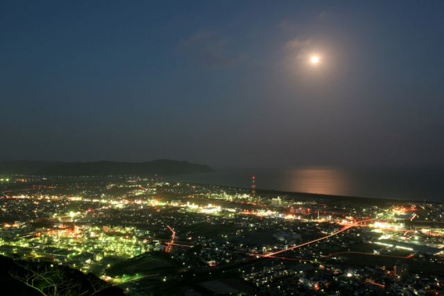 【日向×パワースポット5】神様が出会い結婚した地で愛を誓おう「愛宕山」