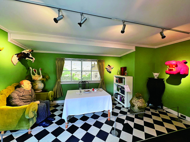 フランスのエスプリが漂う木造2階建て「洋館長屋」