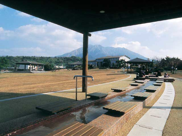 【鹿児島旅行×おすすめスポット】『桜島』溶岩なぎさ公園足湯