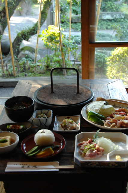 【鹿児島旅行×おすすめスポット】地鶏炭火焼 古里庵 霧島店