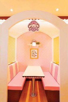 ポムポムプリンカフェ横浜店