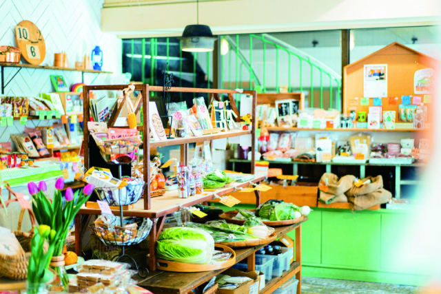 【北野異人館街周辺でランチ】FARMSTAND