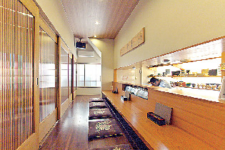 【淡路島×海の幸】とびきり新鮮な魚介を納得価格で味わえる「心鮮料理 万代」