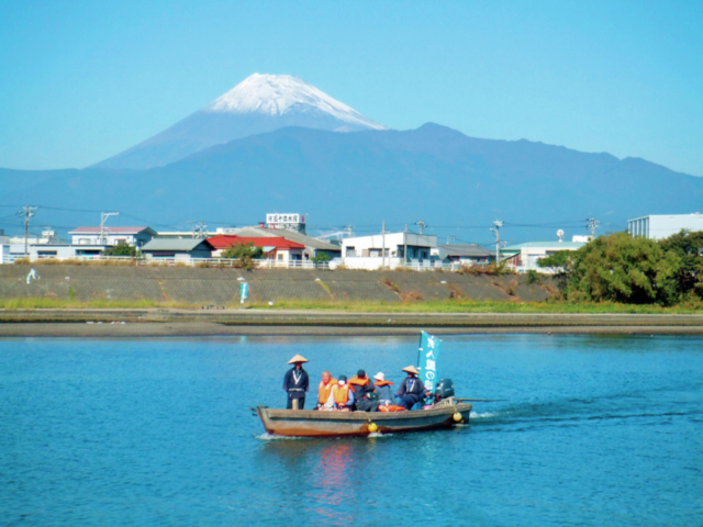 【沼津港観光モデルコース】ひと足のばして…沼津港周辺の注目スポット 沼津我入道の渡し船