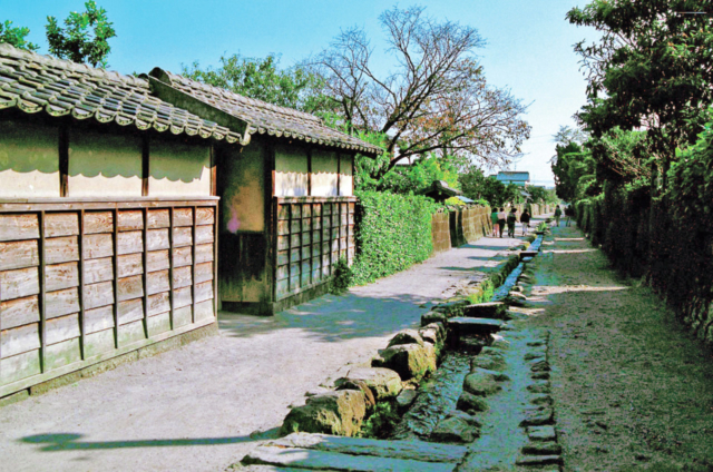 【島原×観光②】水のせせらぎを聞きながら歴史散策「武家屋敷」