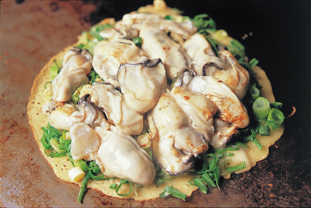 まずは日生名物カキオコを知りましょう