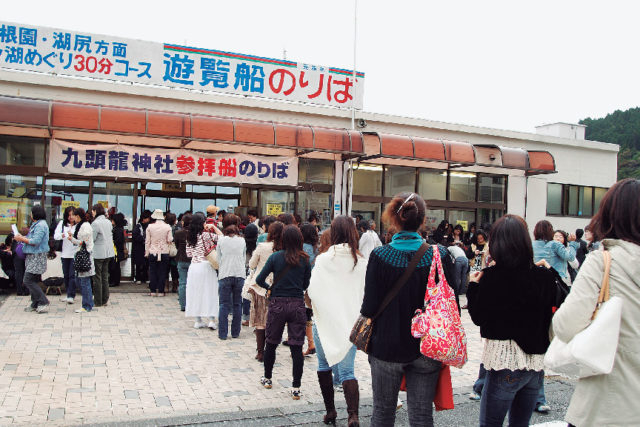 毎月13日の“月次祭”で恋のパワーUP