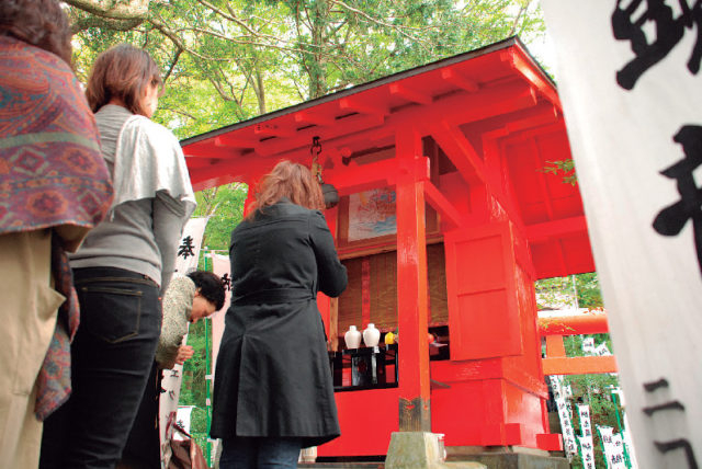 毎月13日の“月次祭”で恋のパワーUP