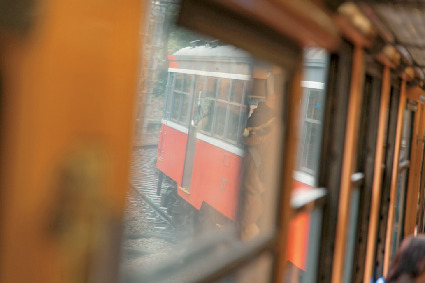 【箱根登山電車×みどころ】R30の急カーブを体感!