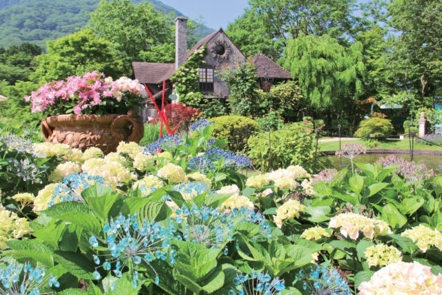 箱根ガラスの森美術館