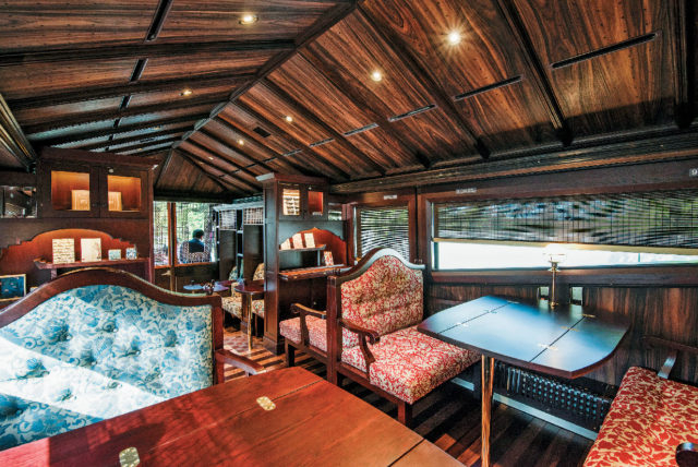 贅を尽くしたTHE ROYAL EXPRESSで横浜から伊豆へ極上トリップ