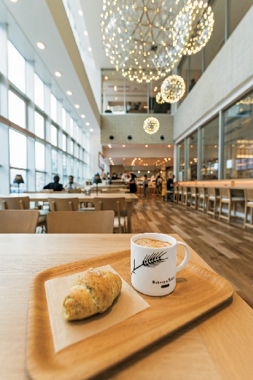 【2F】Bakery & Table