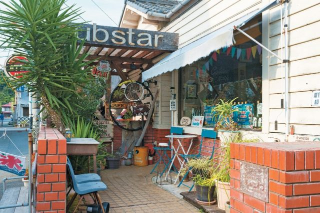 コーヒーもカフェ飯もお酒も楽しめる路地裏のカフェ&ダイニングバー「cubstar」