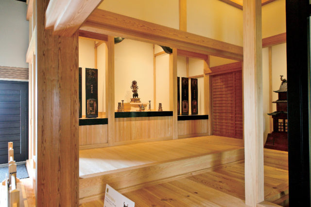 Best2 貴重な史料を間近に見学