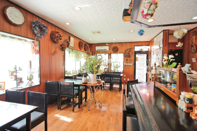 【箱根のレストラン×大行列メニュー】食パンとグラタン夢の共演がここに!「ランチ&ドリンク ぱんのみみ」