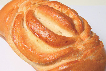 名物は駅伝の際に振る舞われる温泉シチューパン「渡邊ベーカリー」