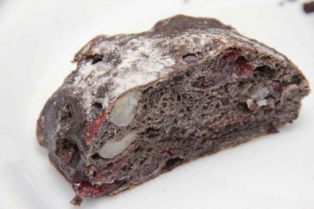 箱根にちなんだユニークなパンもたくさん!「Bakery & Table 箱根『ベーカリーショップ』」